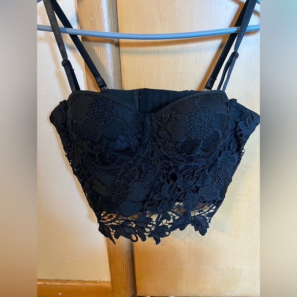 Lace Bustier Corset Crop Top - Picture 3 of 8